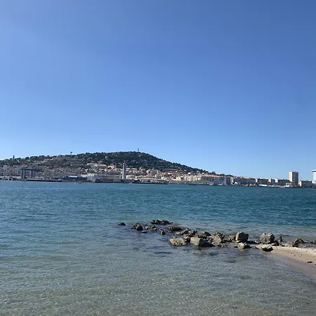 Avec Loggia Vitrée, à 100m De La Plage, Proche Commerces Et Activités à - Fr-1-338-492 * Sète